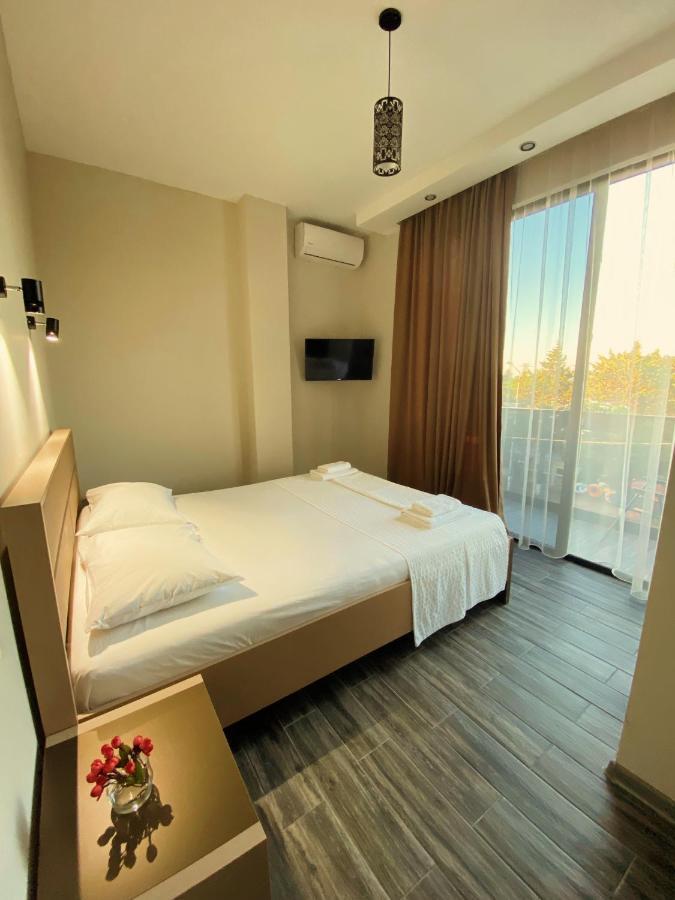 Hotel Vs Kobuleti Exterior photo